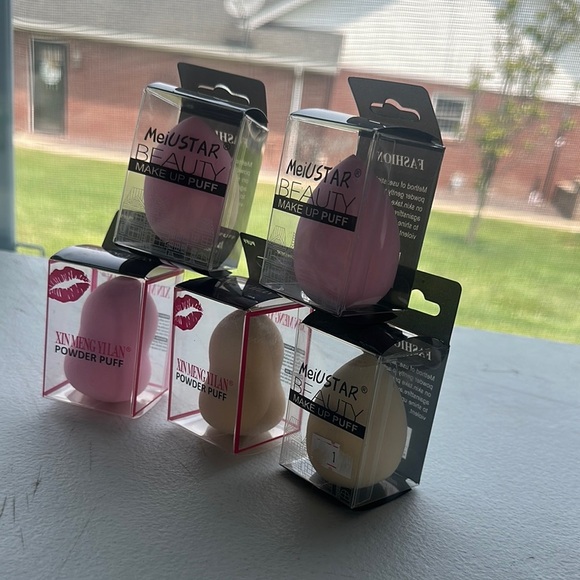 Beauty Makeup Puff Set - Pink and White - Picture 2 of 3